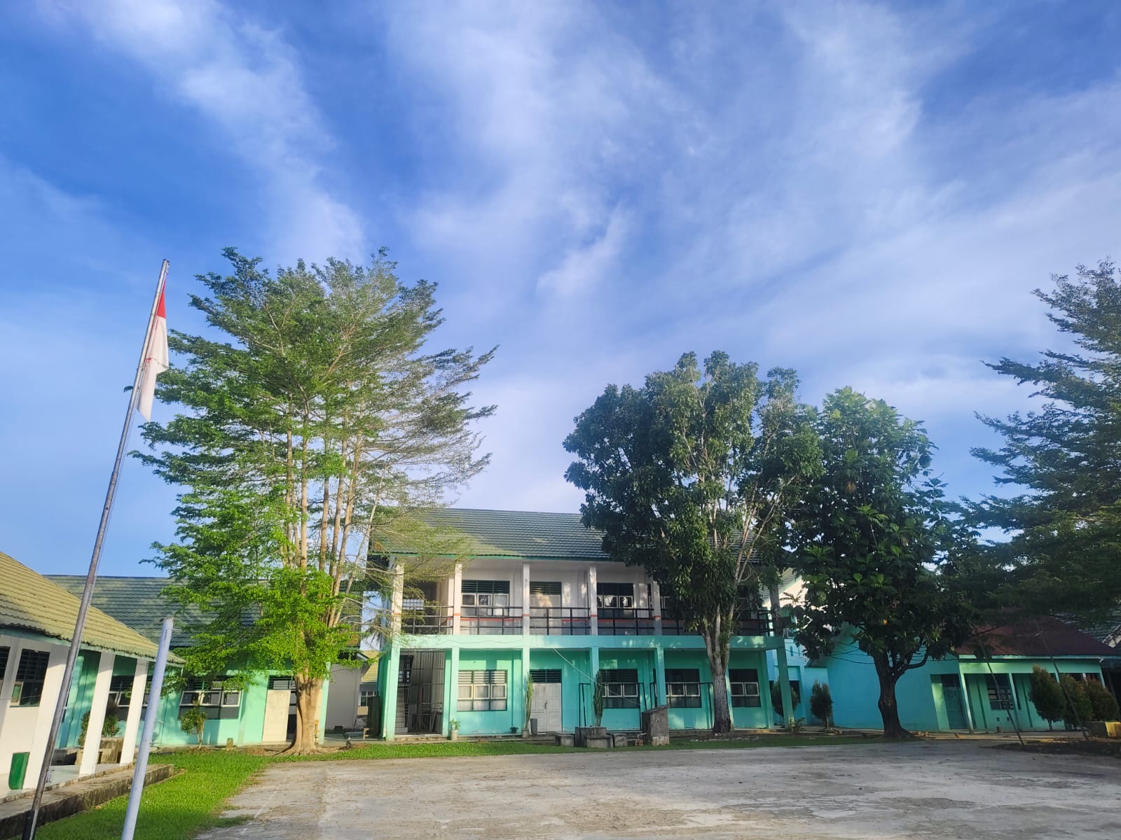 alt2